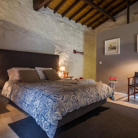 1720 Quinta Da Cancela - Winery & Farmhouse Guimarães Dış mekan fotoğraf