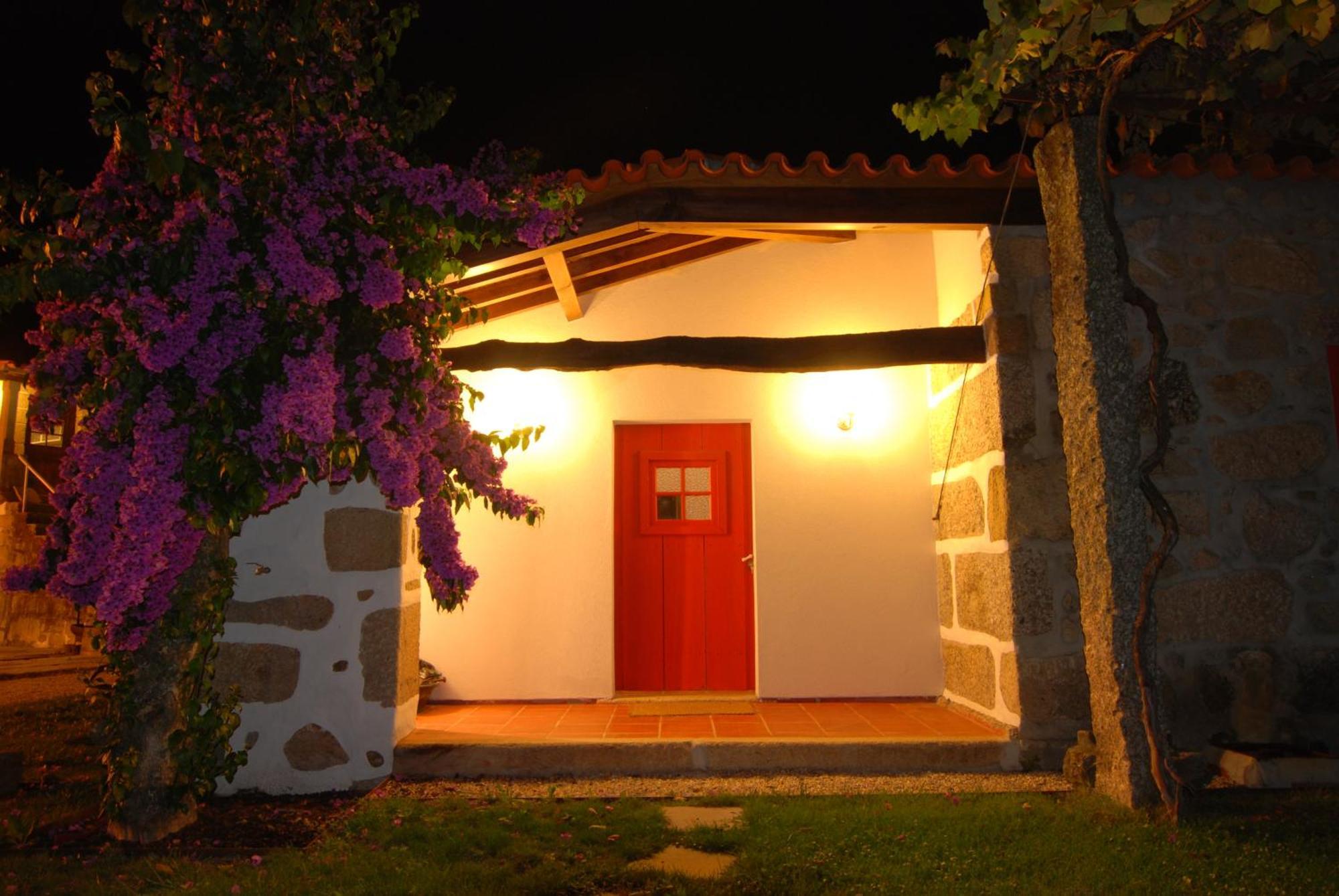 1720 Quinta Da Cancela - Winery & Farmhouse Guimarães Dış mekan fotoğraf